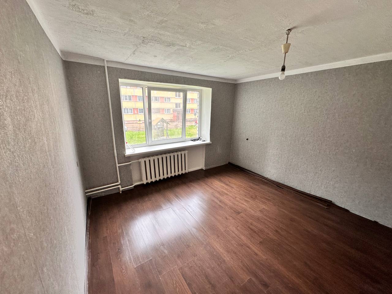 Müüa 1-toaline korter, 28,3 m², aadressil Kesk 4, Oru, Ida-Virumaa, Eesti.