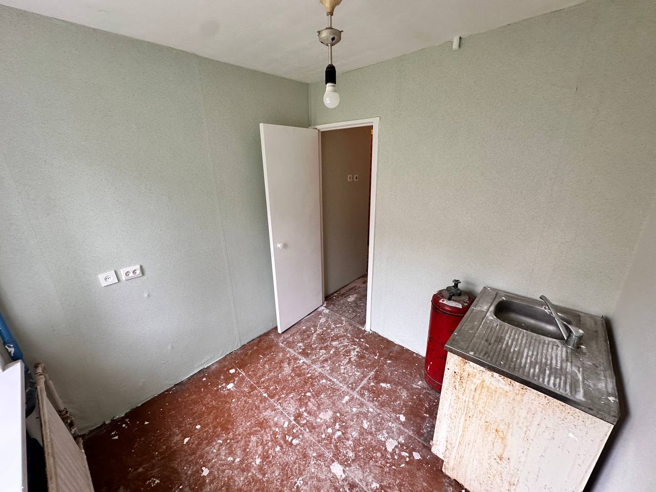 Müüa 1-toaline korter, 28,3 m², aadressil Kesk 4, Oru, Ida-Virumaa, Eesti.