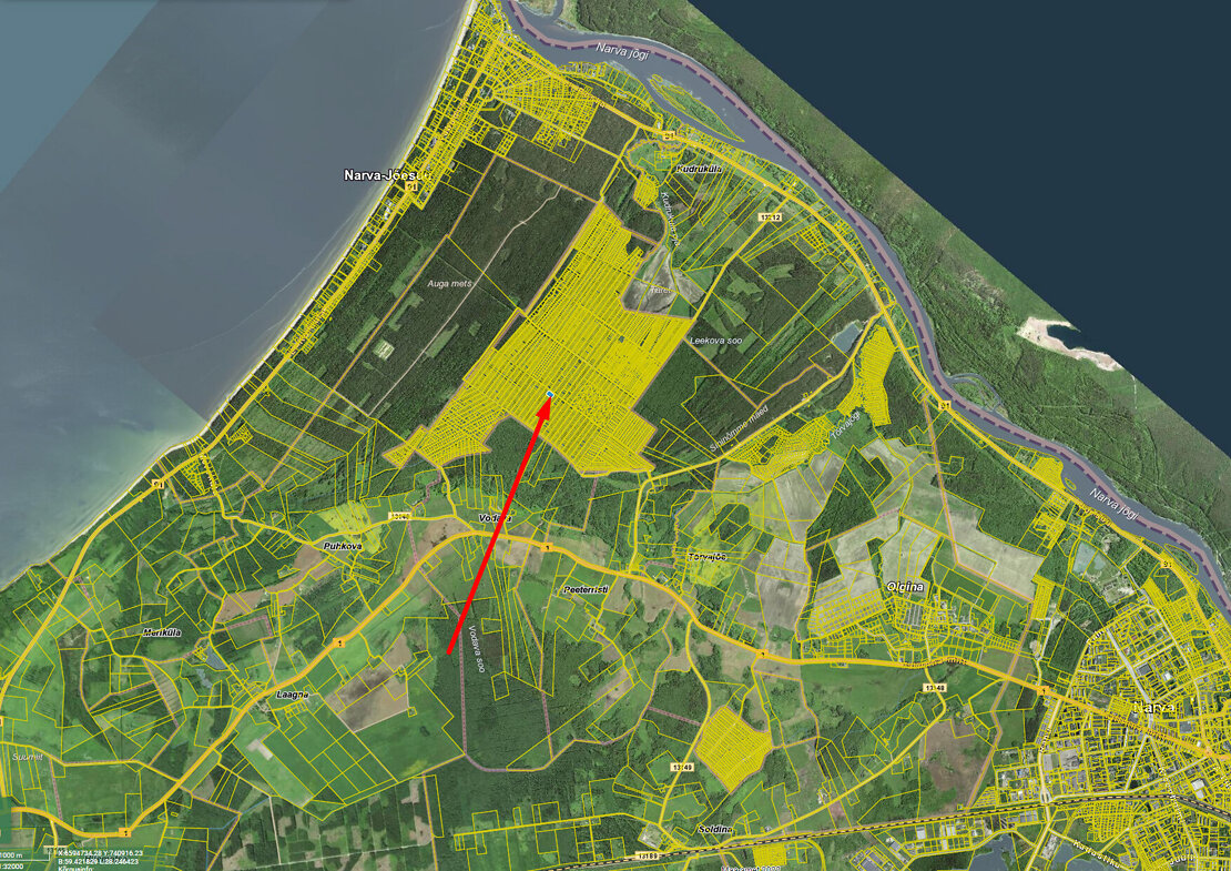 Kolm kõrvuti elamumaa krunti Narvas, Taevasina tn 44, 46 ja 48