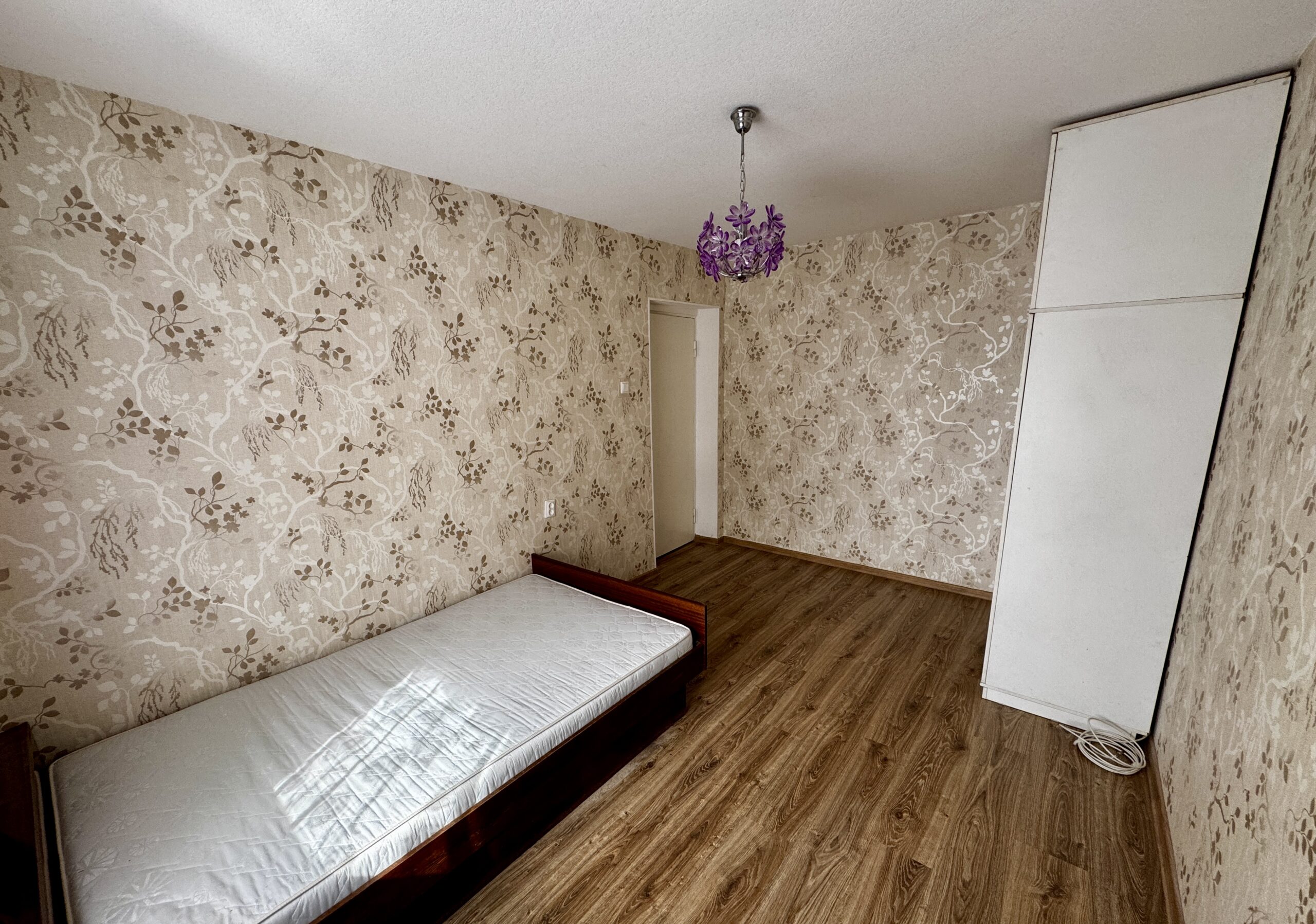 Müüa soe korter, 2 tuba – Kivilinna tn 15, Narva