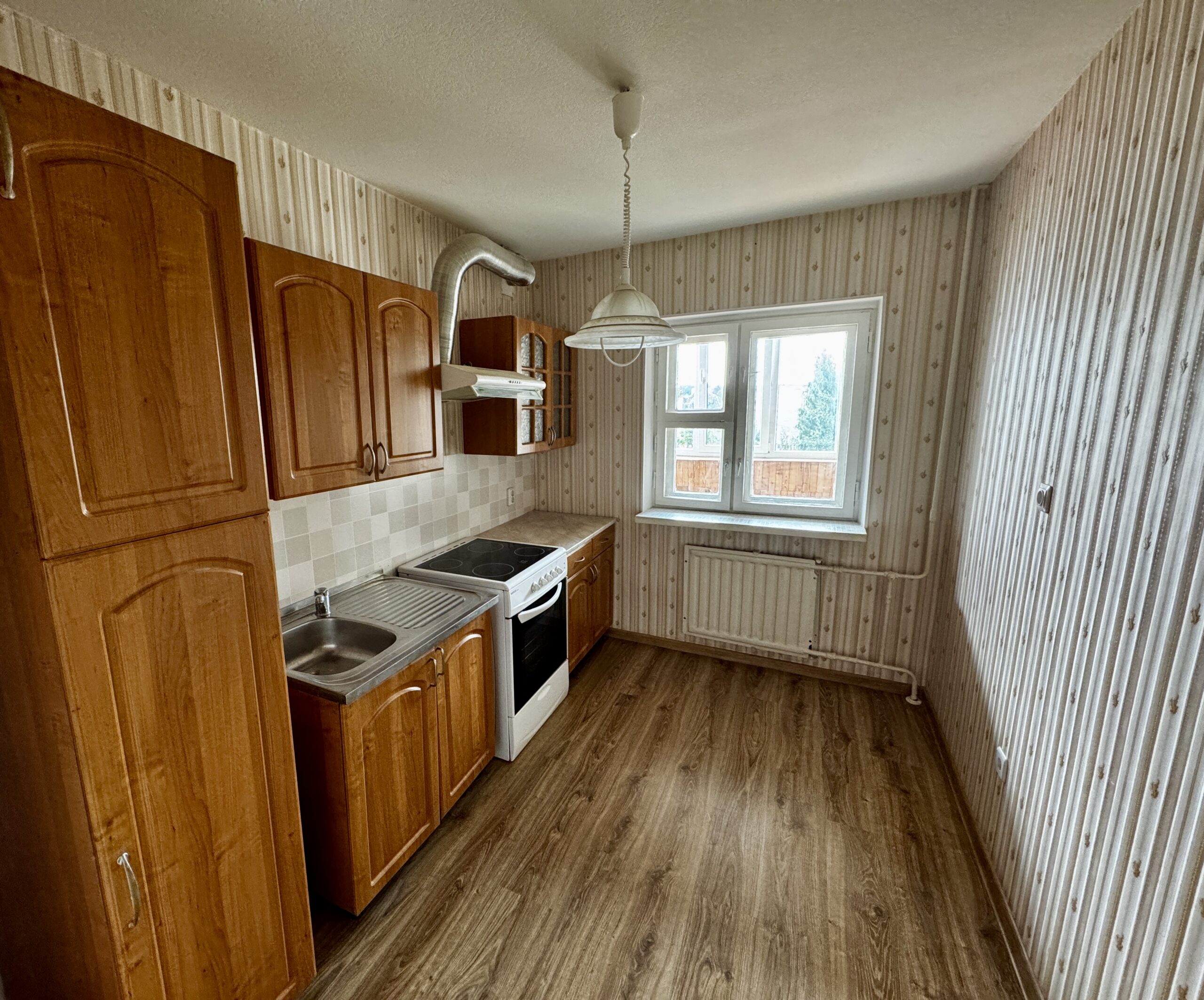 Müüa soe korter, 2 tuba – Kivilinna tn 15, Narva